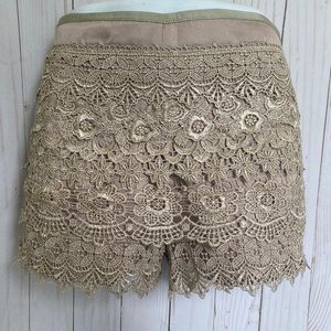 Sans Souchi Taupe Lace Shorts - Size: Small